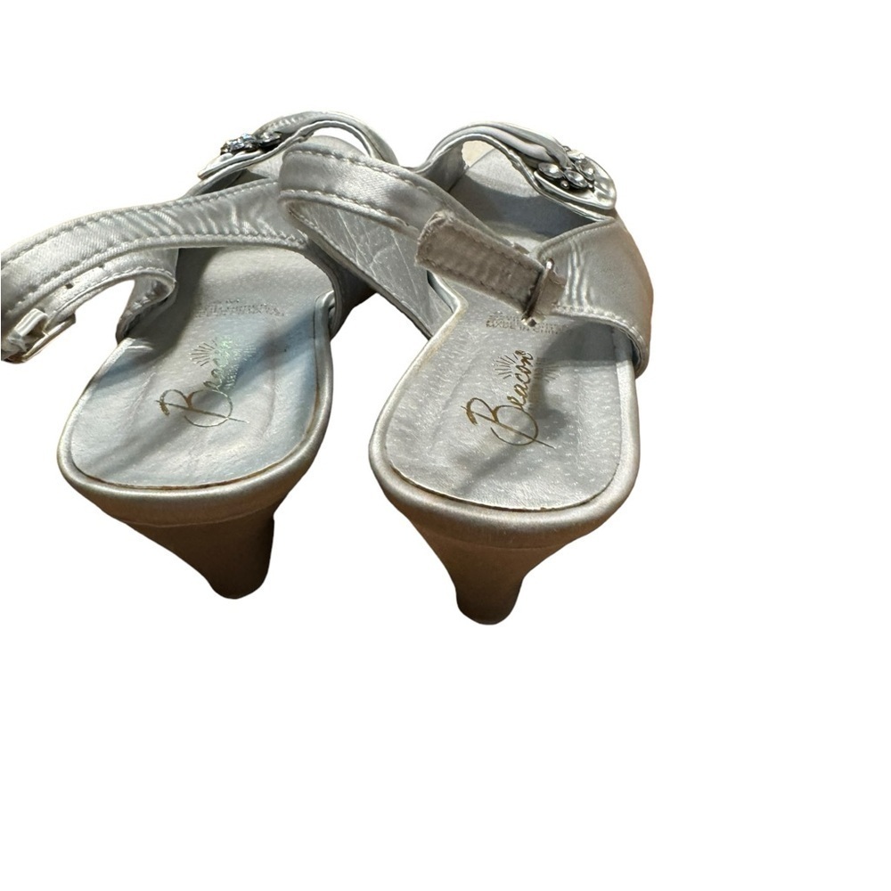 Beacon Womens Silver Satin Embellished Peep Toe Slingback Heels Size 85 - Picture 6 of 6